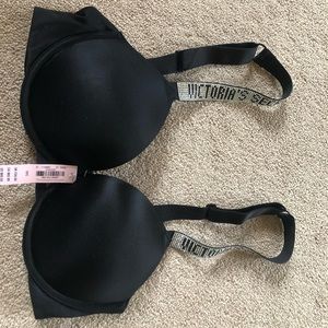 Victoria’s Secret black bra, never worn, with tags